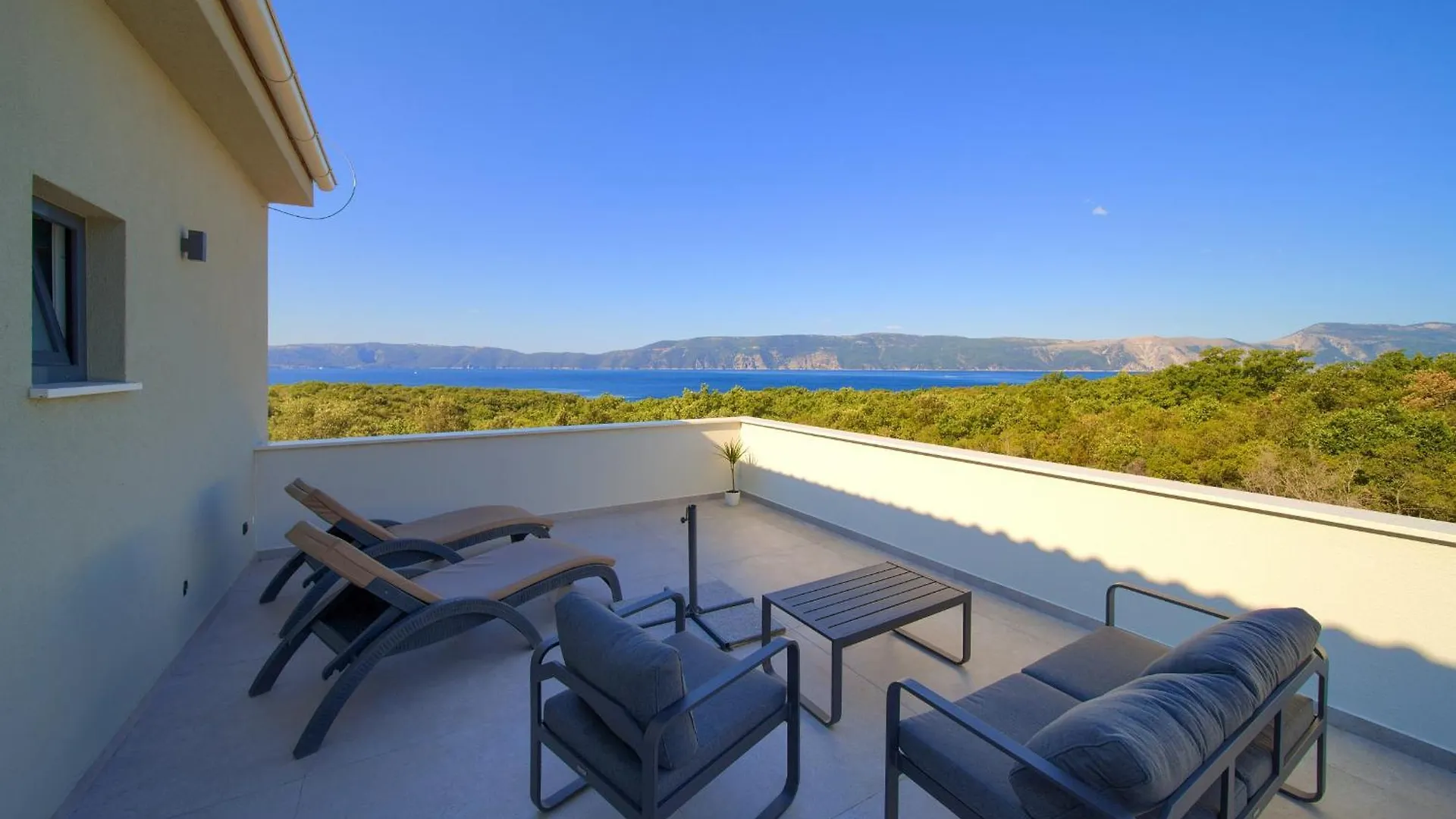 Villa Aurum With Sauna And Gym Krk Town