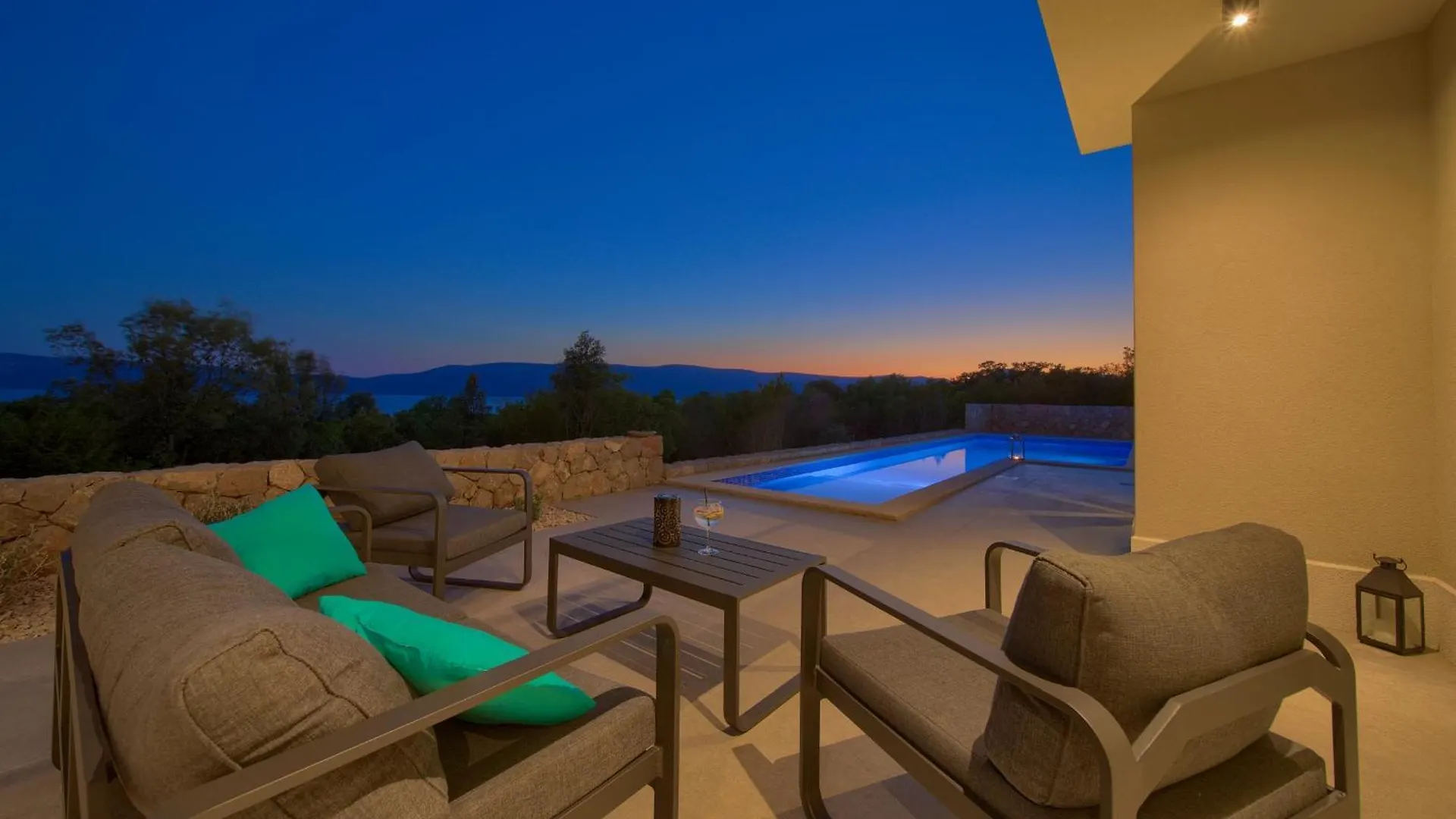 Villa Aurum With Sauna And Gym Krk Town