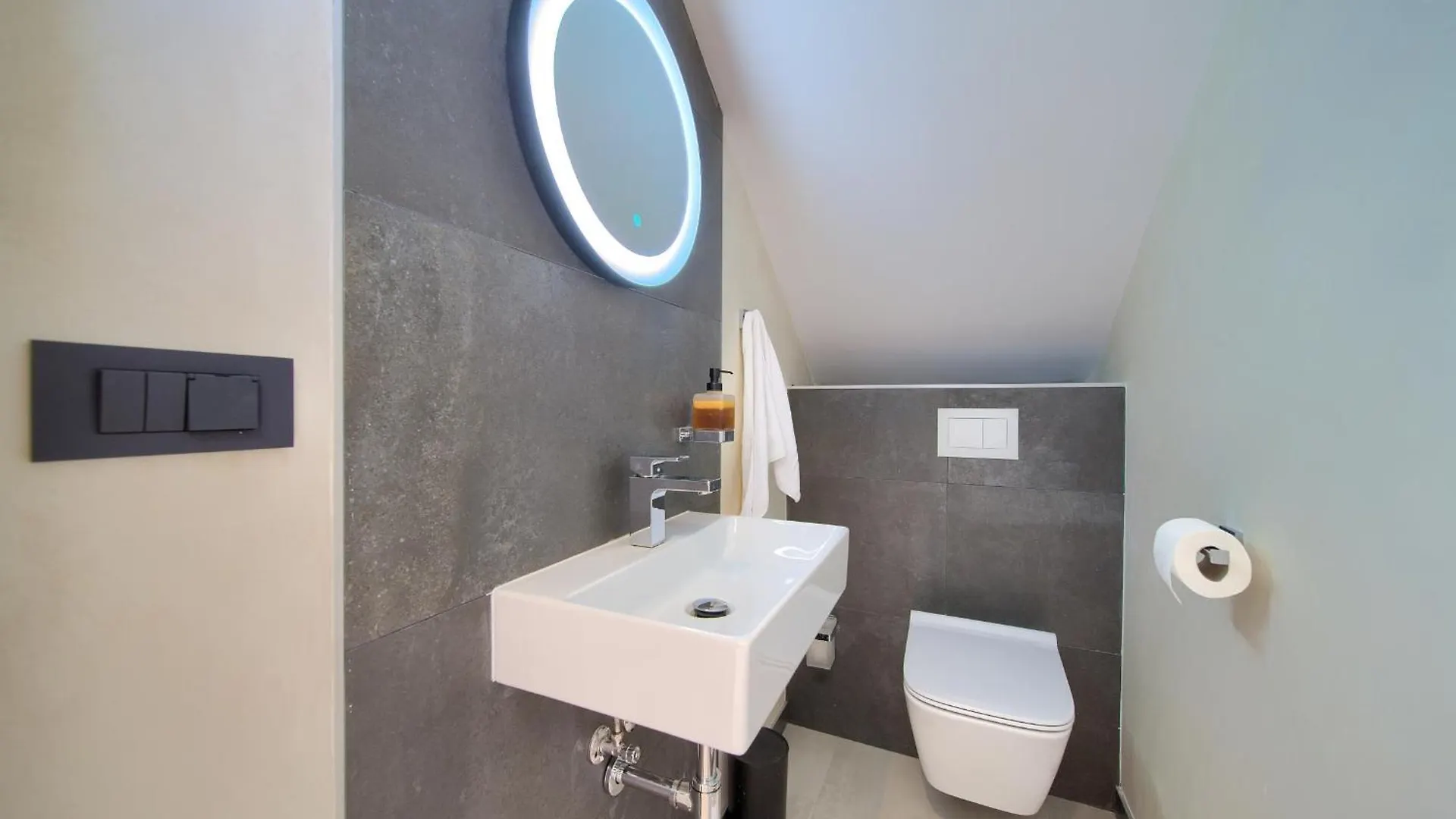 Villa Aurum With Sauna And Gym Krk Town